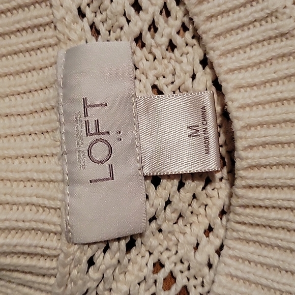 Ann Taylor Loft knitted sweater - Picture 2 of 2
